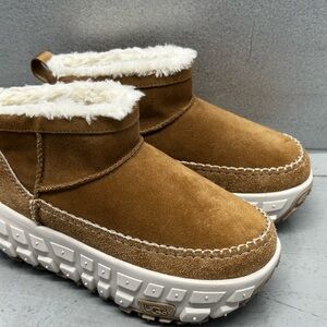 Ugg Unisex Venture Daze Ultra Mini Platform Chestnut Boot